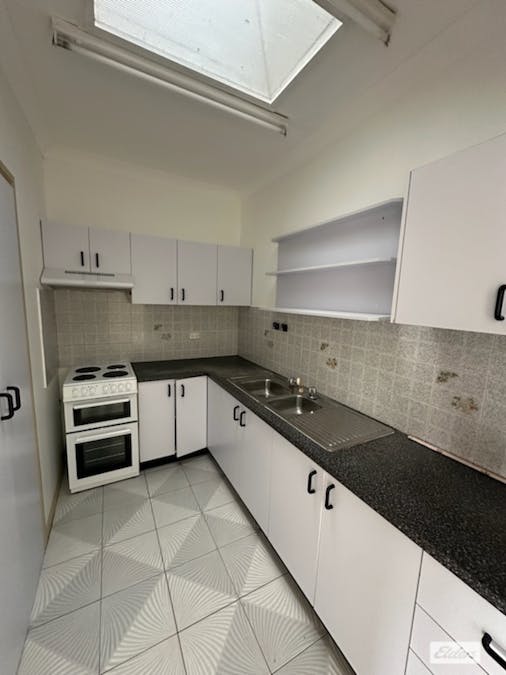 2/27 Bridge Street, Coniston, NSW, 2500 - Image 4
