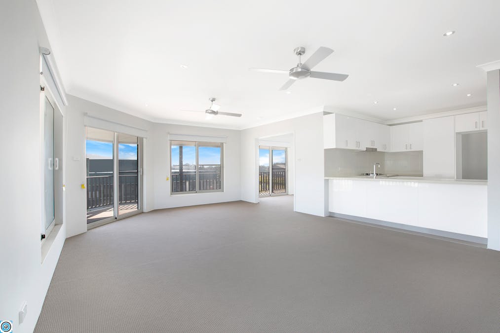 2/1 Brompton Road, Bellambi, NSW, 2518 - Image 2