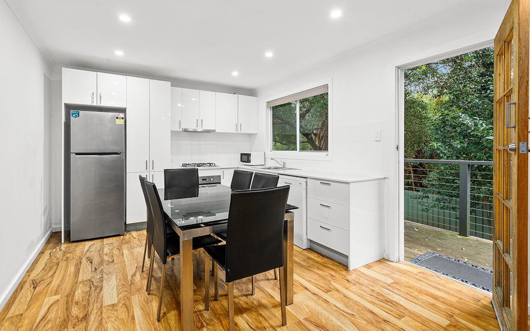 2/45 Yellagong Street, West Wollongong, NSW, 2500 - Image 2