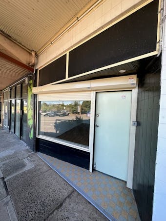 4/130 Gladstone Avenue, Coniston, NSW, 2500 - Image 1