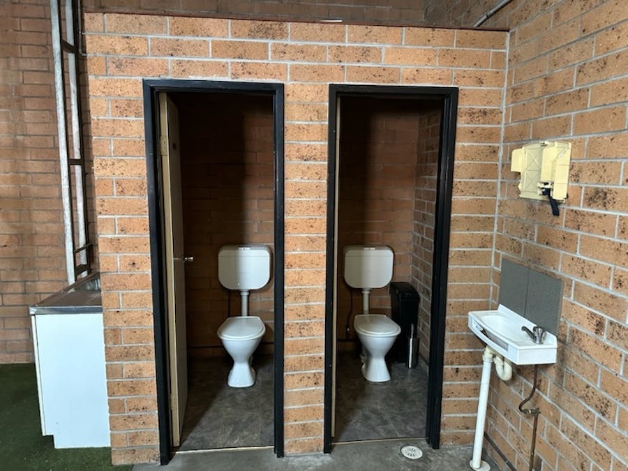 8/28 Glastonbury Avenue, Unanderra, NSW, 2526 - Image 6