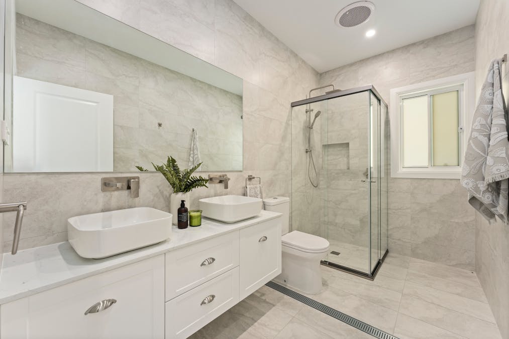 57 South Street, Robertson, NSW, 2577 - Image 10