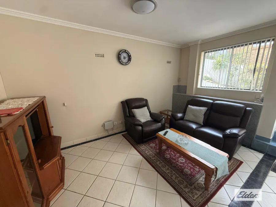 1/30 Cochrane Street, West Wollongong, NSW, 2500 - Image 2
