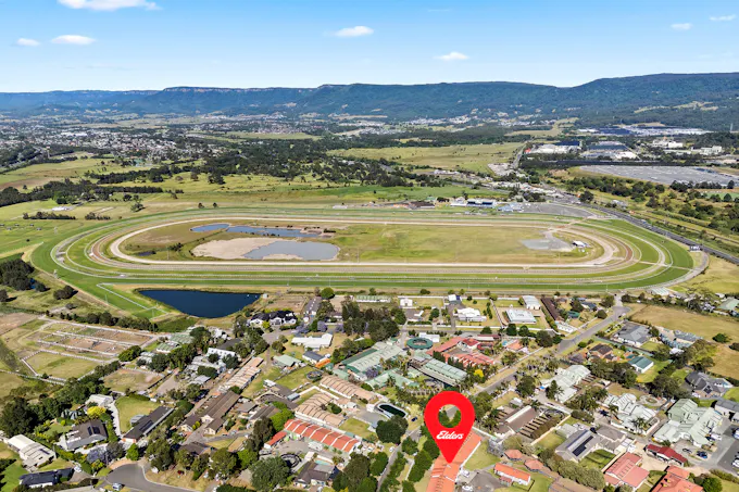 2 Kingston Town Drive, Kembla Grange, NSW, 2526 - Image 1