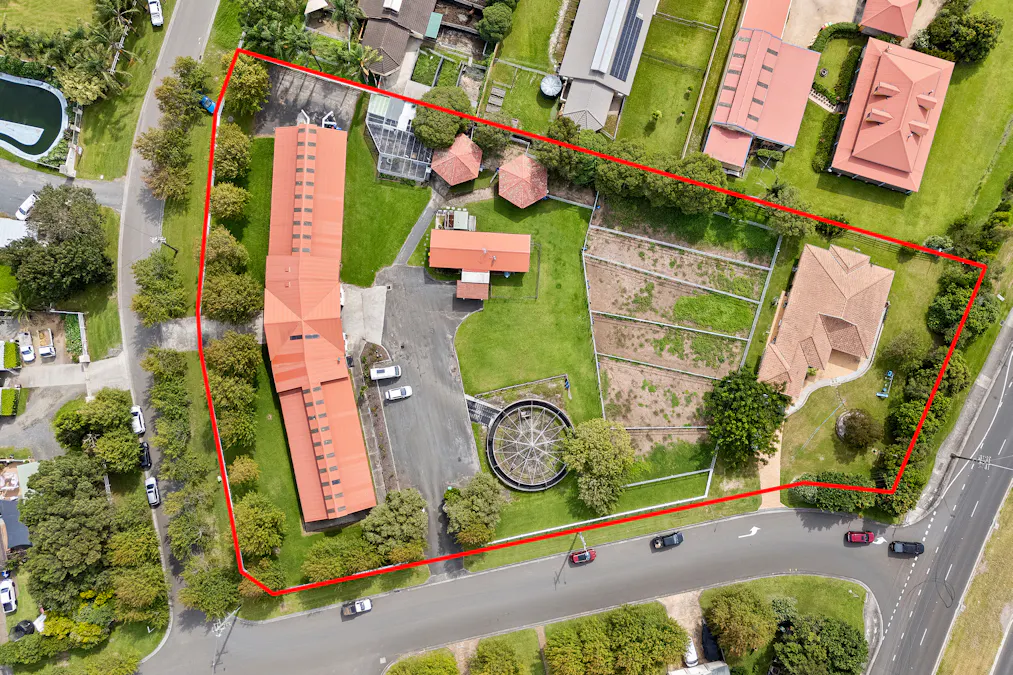 2 Kingston Town Drive, Kembla Grange, NSW, 2526 - Image 2