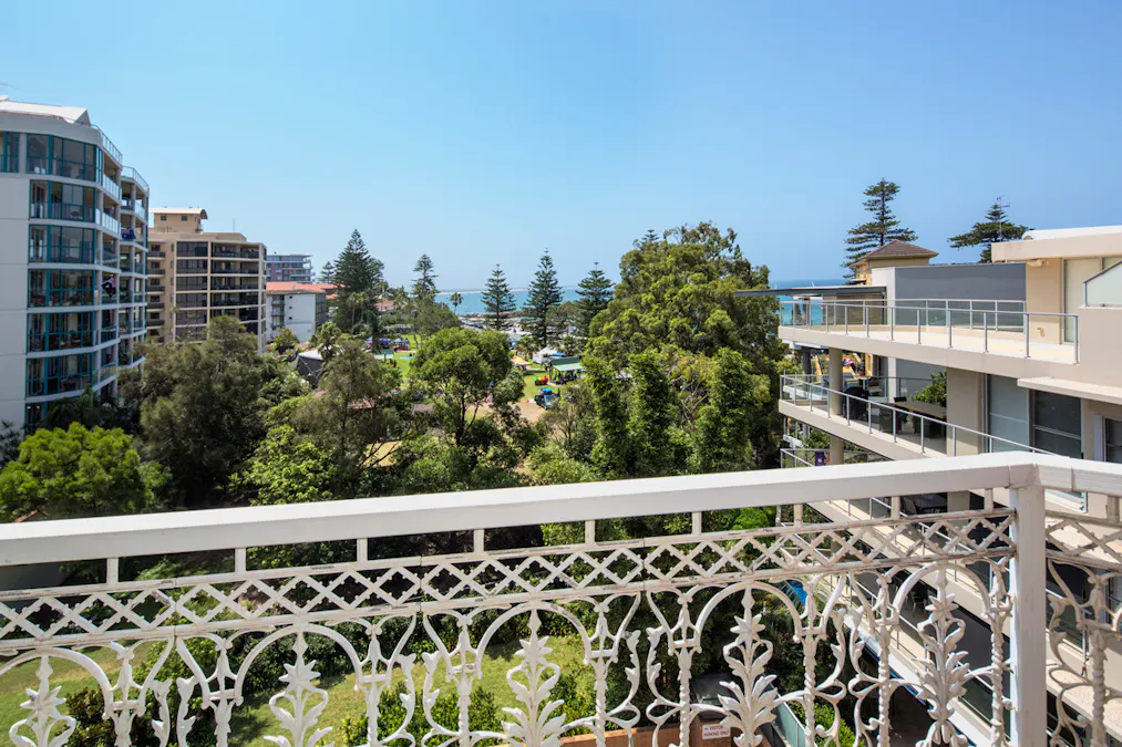 10/6 Smith Street, Wollongong, NSW, 2500 - Image 2