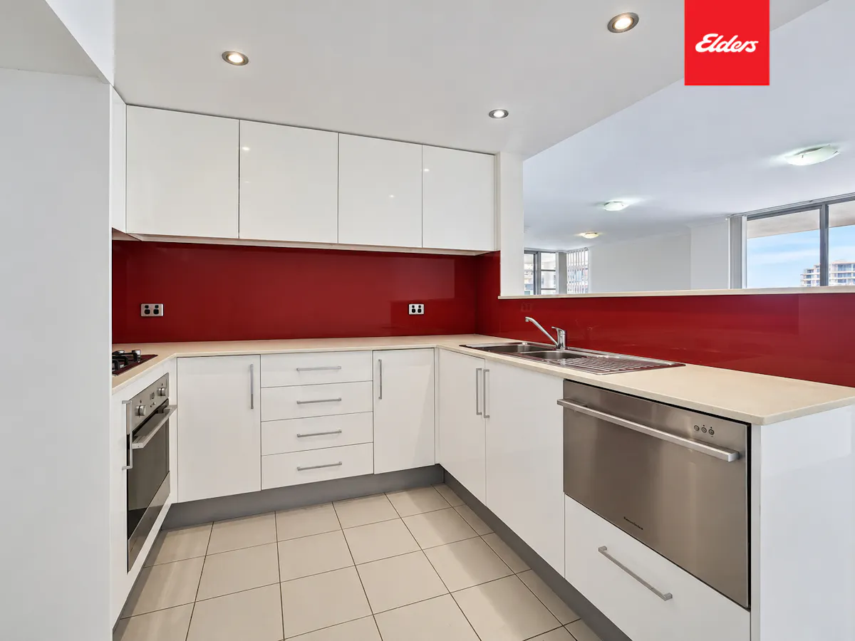 53/4 West Terrace Street — photo 4 of 14