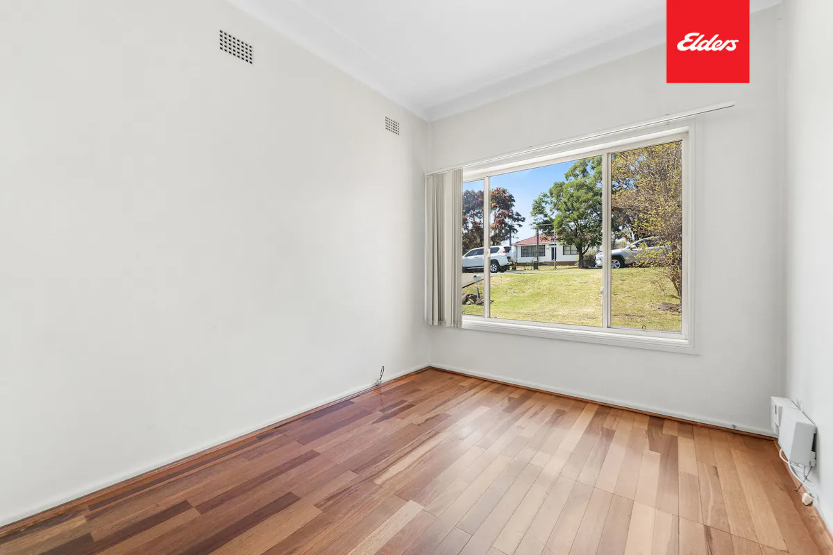 211 Flushcombe Road — photo 7 of 11