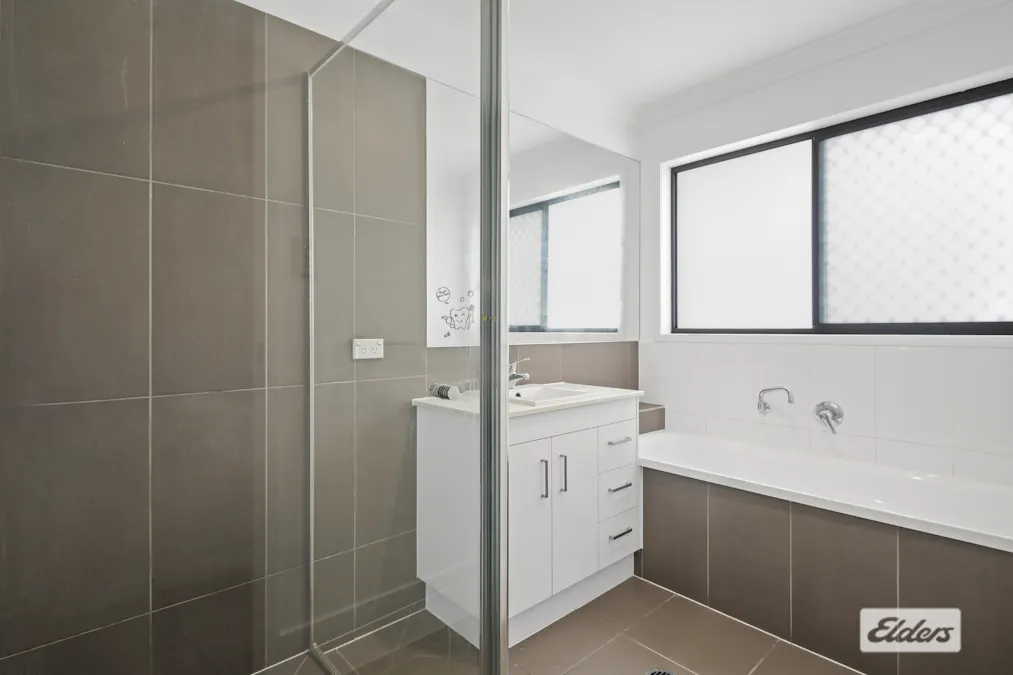 15 Lillypilly Drive, Ripley, QLD, 4306 - Image 9