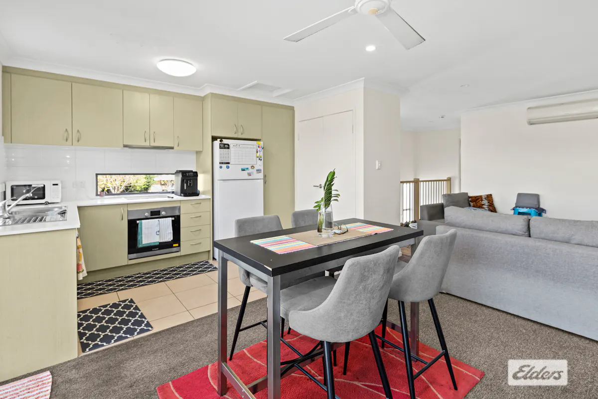 13/64 Michael Avenue — photo 3 of 15