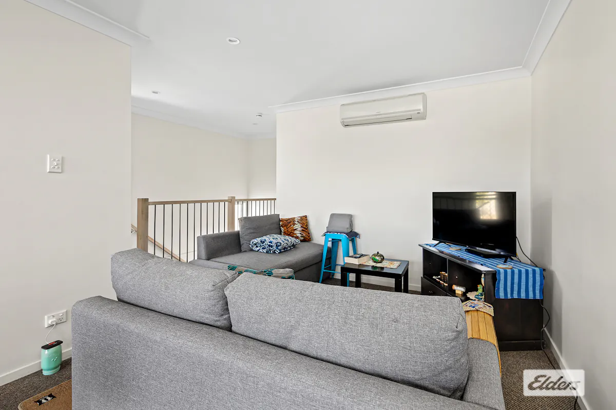 13/64 Michael Avenue — photo 5 of 15