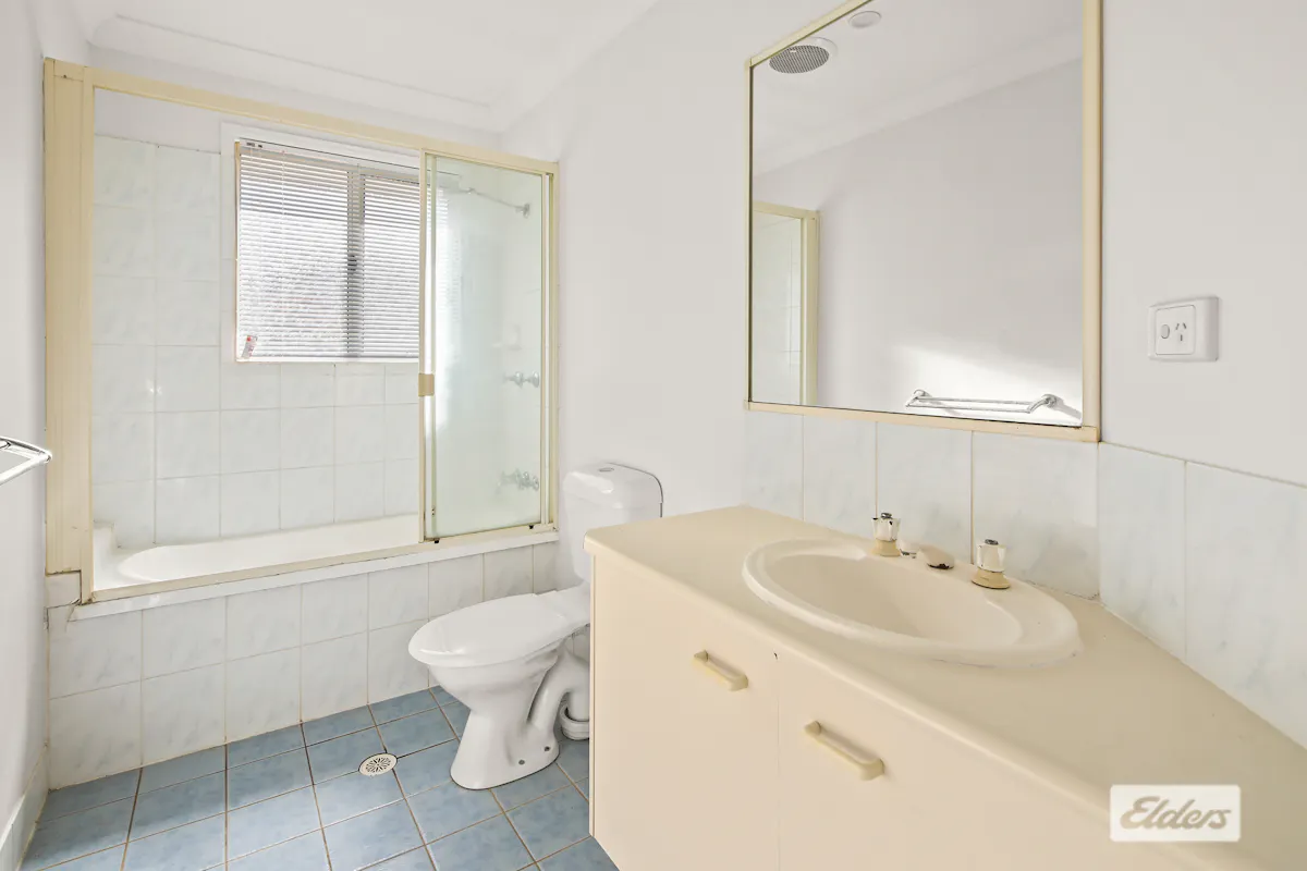 8/2 Blackburn Street — photo 7 of 11