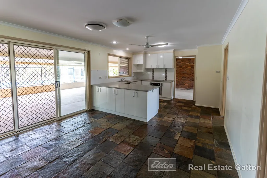 32 Huntingdale Crescent, Placid Hills, QLD, 4343 Sold Elders Real