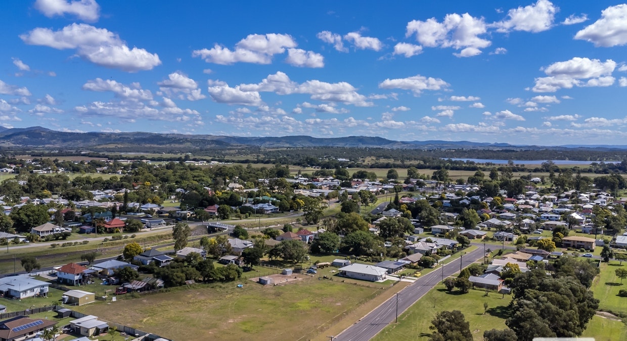 14 Peppermint Place, Laidley, QLD, 4341 - Image 22