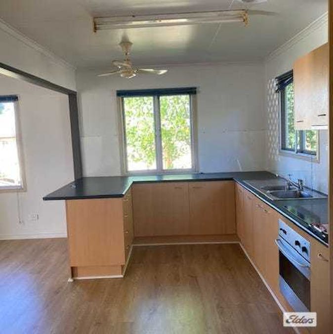 12 Hill Street, Gatton, QLD, 4343 - Image 4