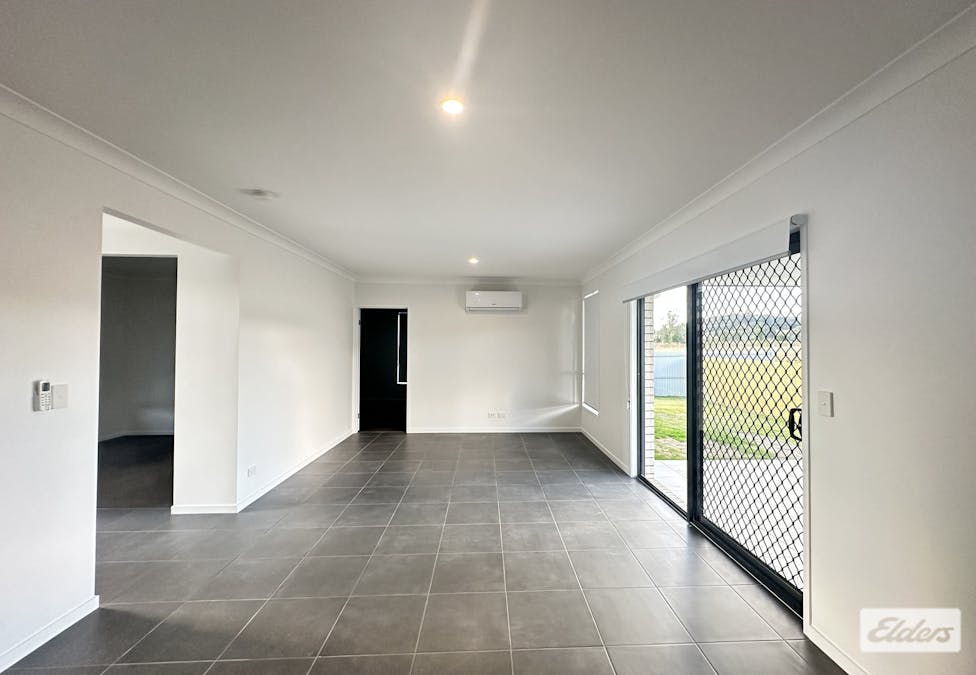 19 Bottlebrush Place, Laidley, QLD, 4341 - Image 4