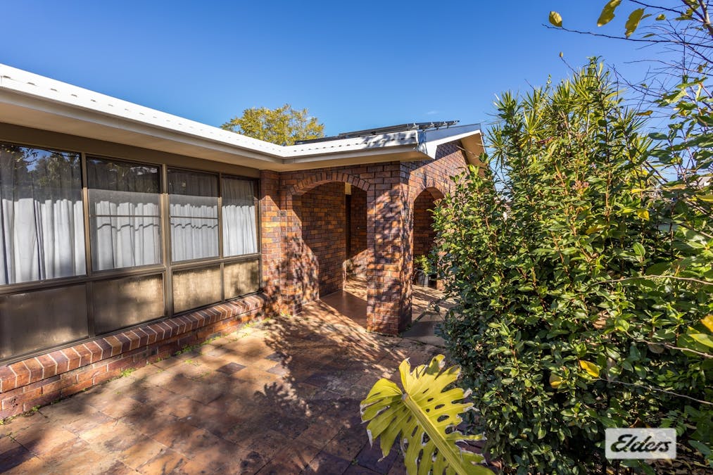 6 Wilson Street, Gatton, QLD, 4343 - Image 2
