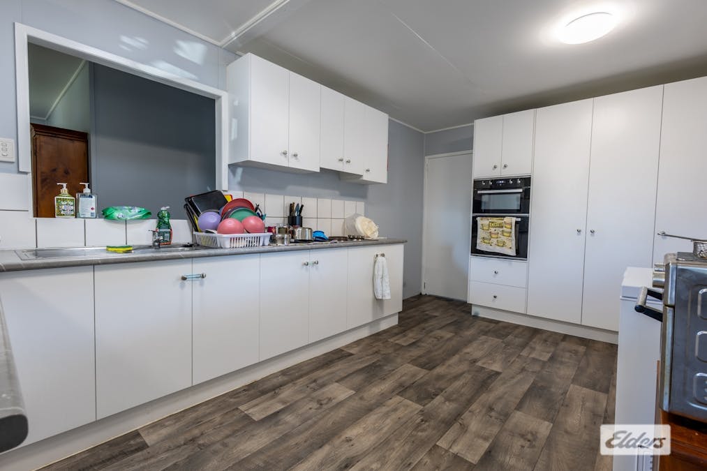 11 Dwyer Street, Gatton, QLD, 4343 - Image 6