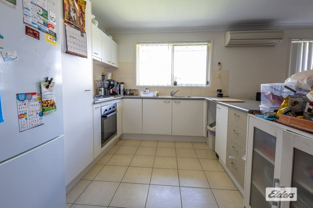 16 Peppermint Place, Laidley, QLD, 4341 - Image 4