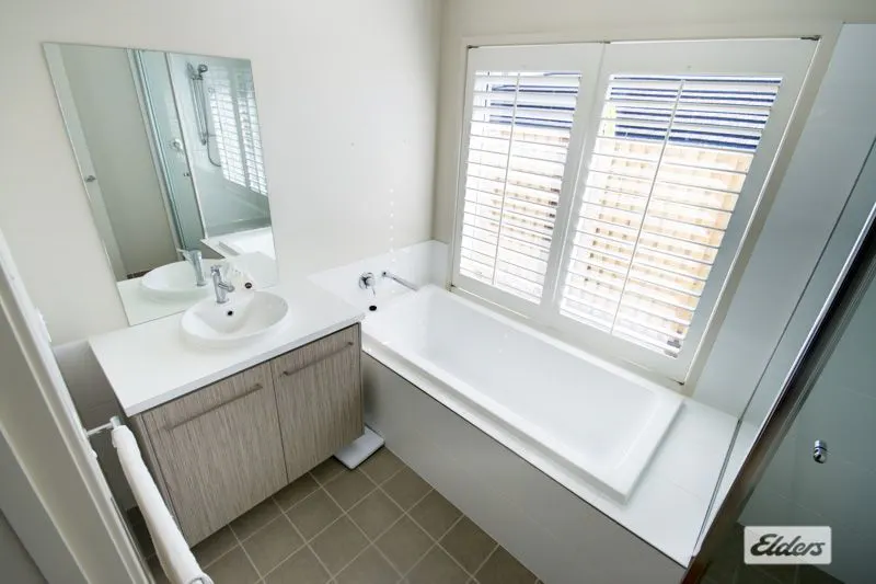 176 Alawoona Street, Redbank Plains, QLD, 4301 - Image 11