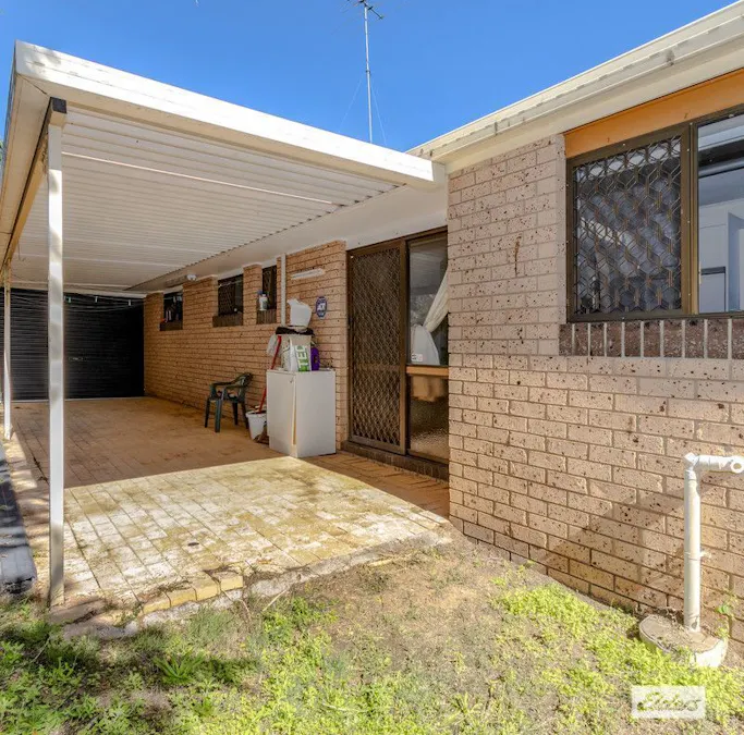 22 Ogilvie Street, Bundamba, QLD, 4304 - Image 8