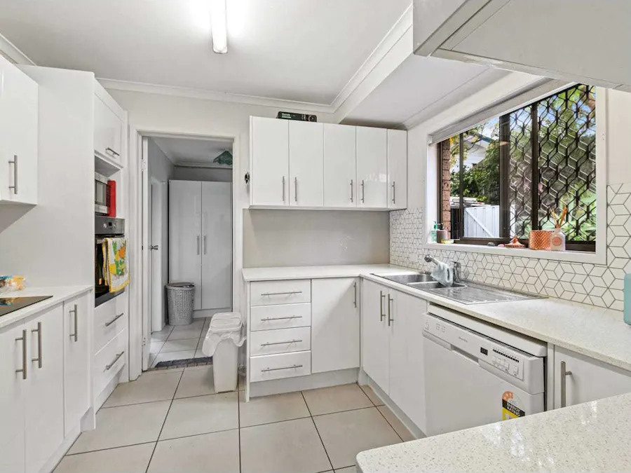 22 Ogilvie Street, Bundamba, QLD, 4304 - Image 3