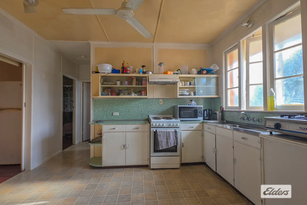 9 Hood Street — photo 7 of 14
