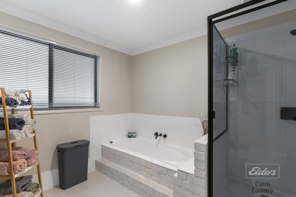 13 Cross Crescent, Curra, QLD, 4570 - Image 11