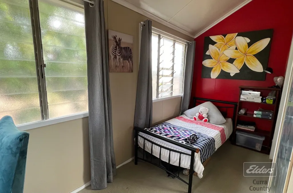 18 Railway Parade, St Lawrence, QLD, 4707 - Image 12