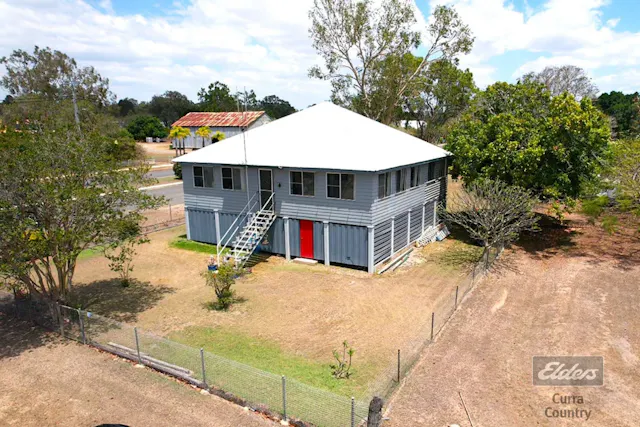 18 Railway Parade — photo from Elders Real Estate Curra Country