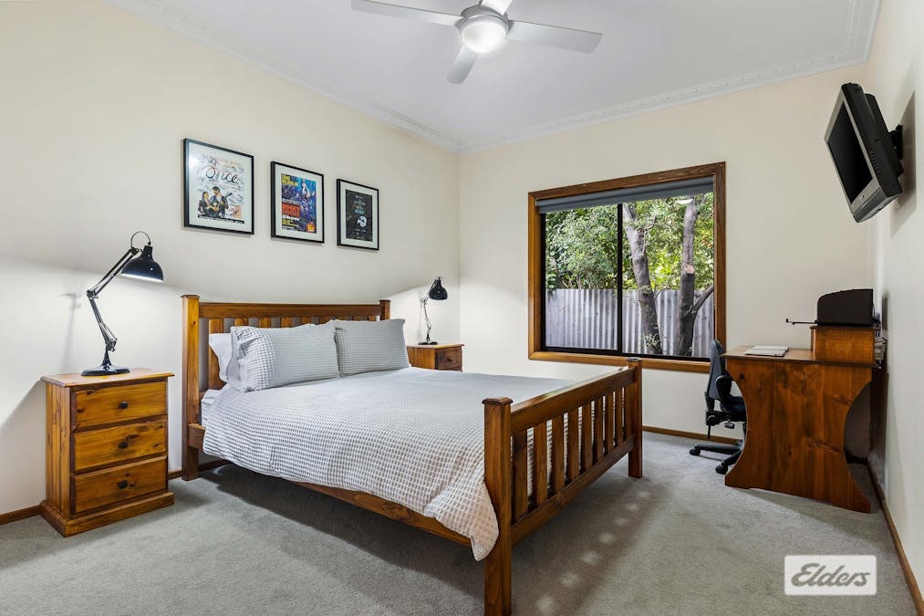 2 Henderson Street, Ararat, VIC, 3377 - Image 14