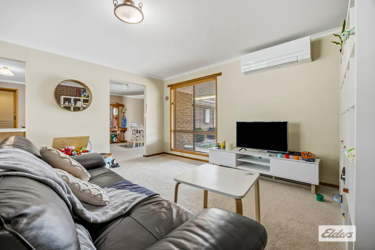 4/9 Scherger Crescent — photo 12 of 25