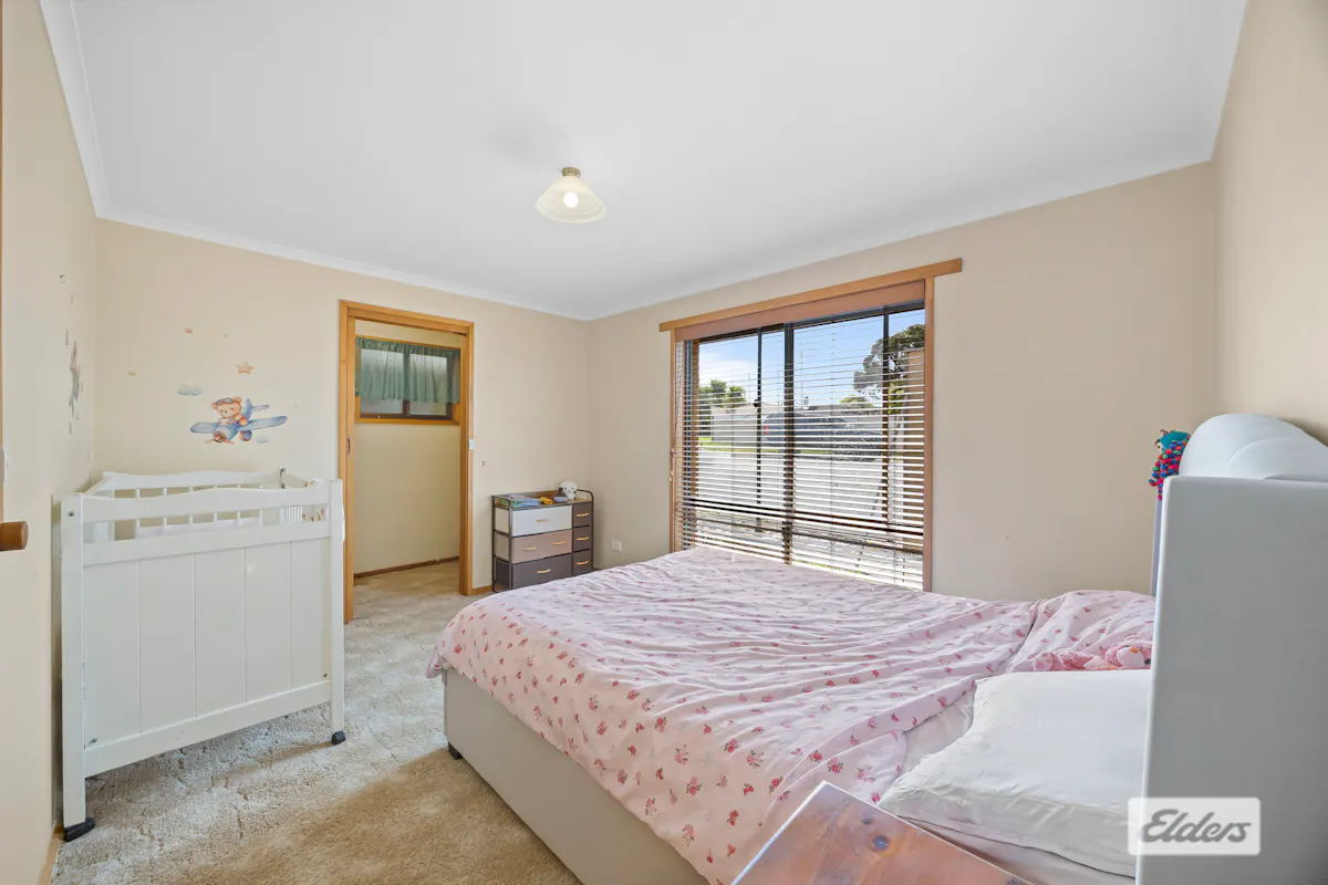 4/9 Scherger Crescent — photo 16 of 25