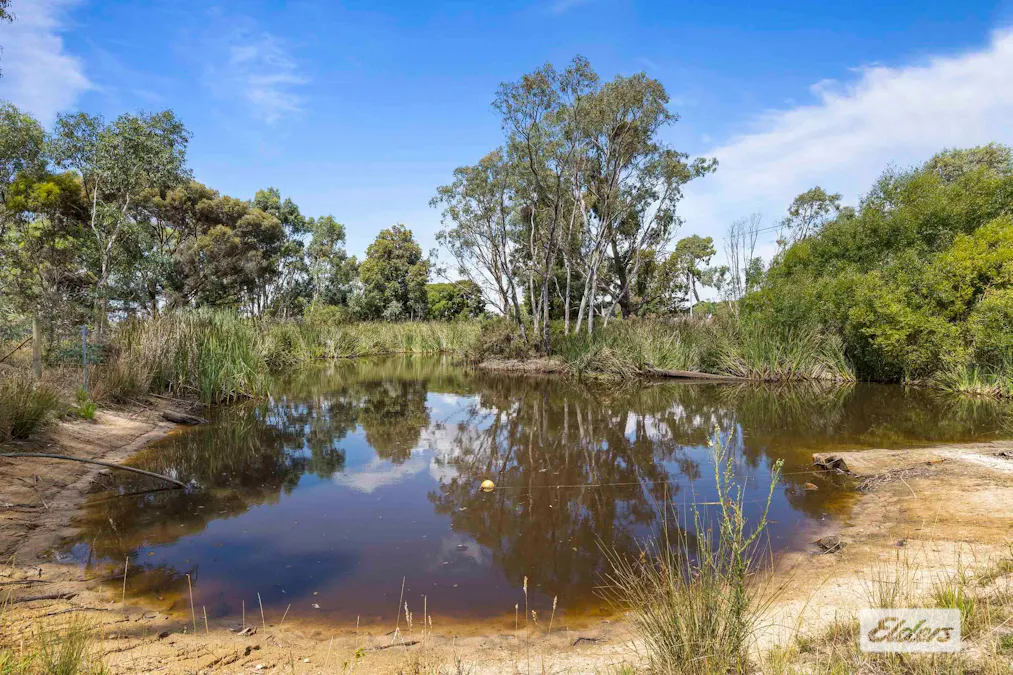 4 Ash Grove, Ararat, VIC, 3377 - Image 24