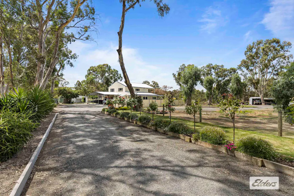 4 Ash Grove, Ararat, VIC, 3377 - Image 25