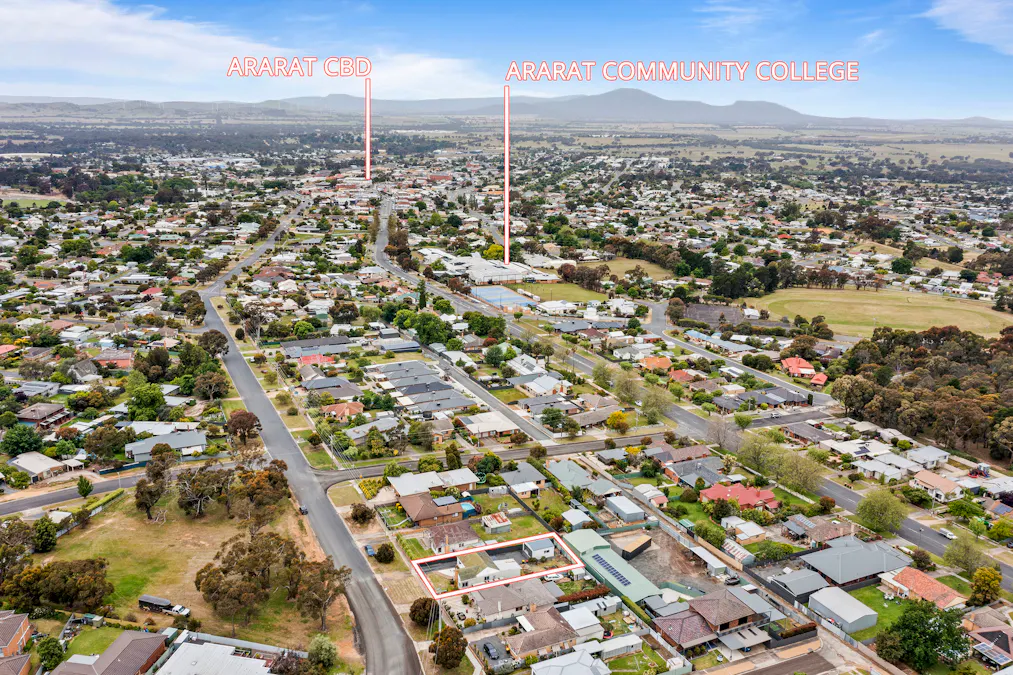 33 High Street West , Ararat, VIC, 3377 - Image 2