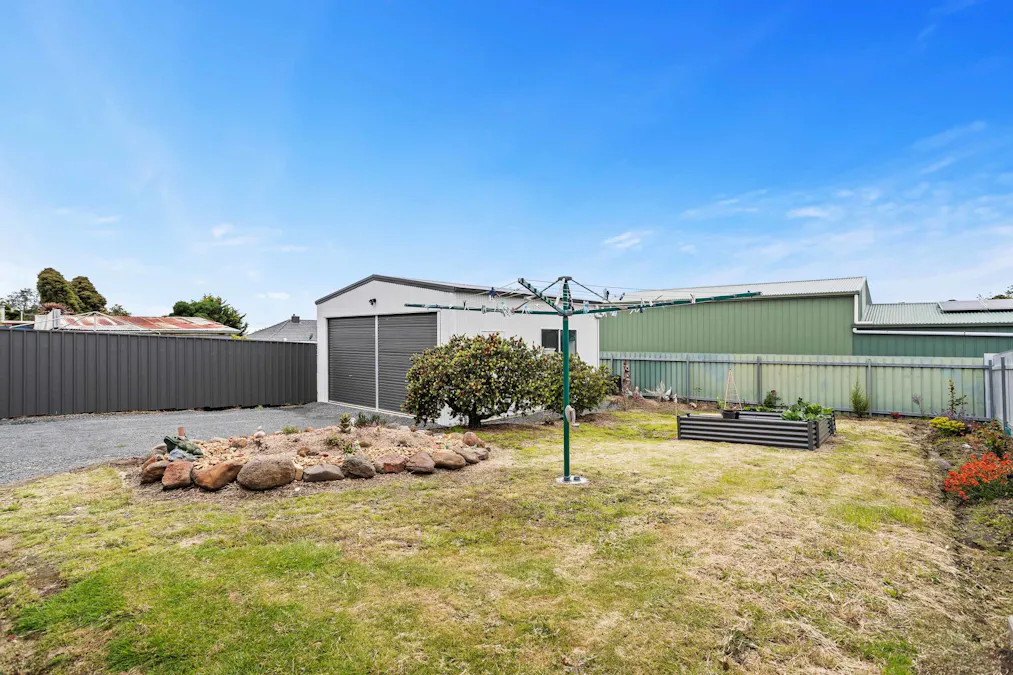 33 High Street West , Ararat, VIC, 3377 - Image 14