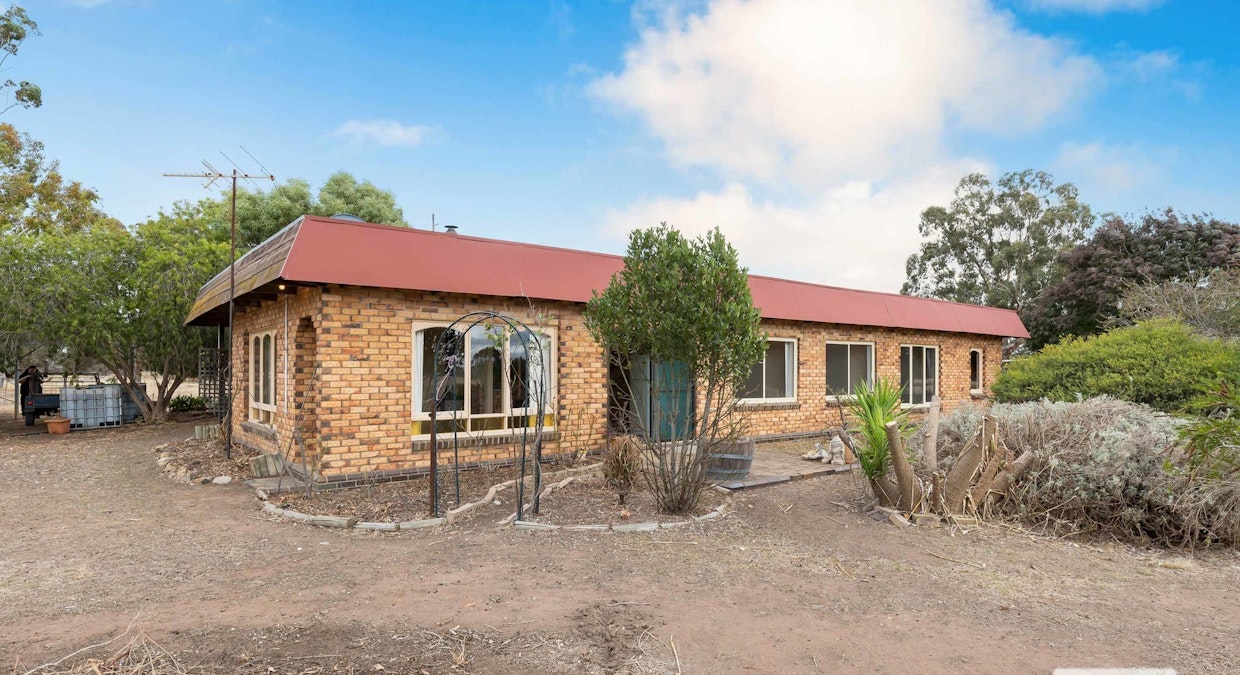 229 Wattle Gully Road, Great Western, VIC, 3374 - Image 2