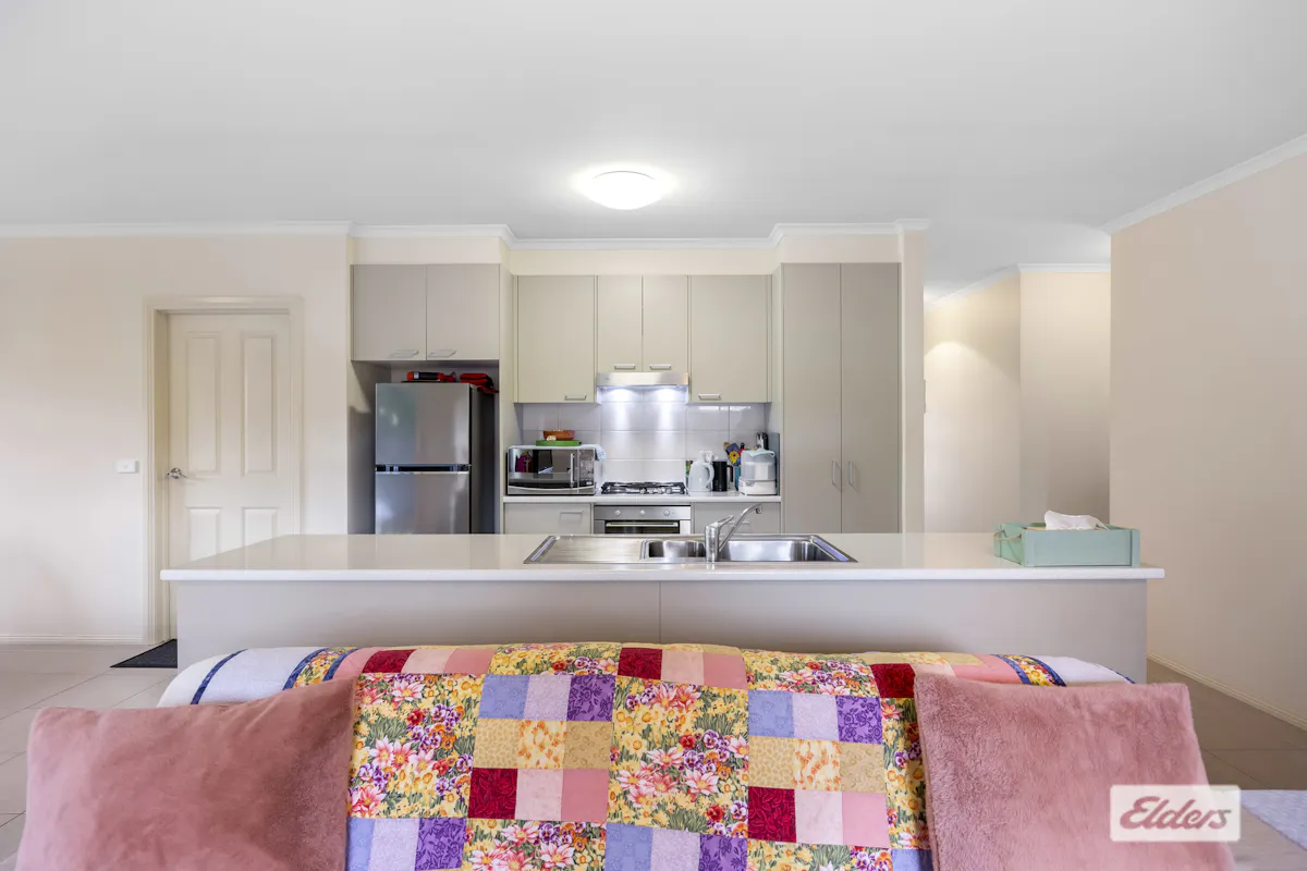 31 Laidlaw Street — photo 11 of 25