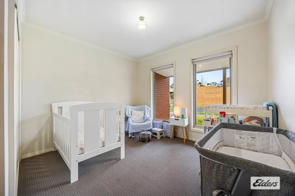 31 Laidlaw Street — photo 17 of 25