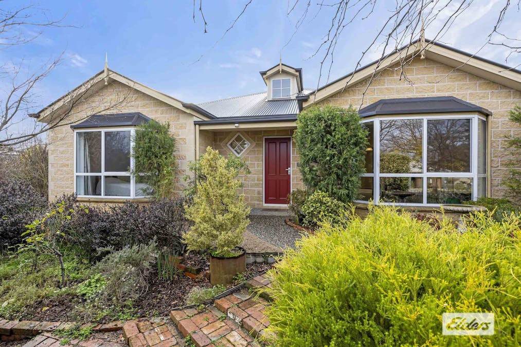 21 Dawson Street, Ararat, VIC, 3377 - Image 1