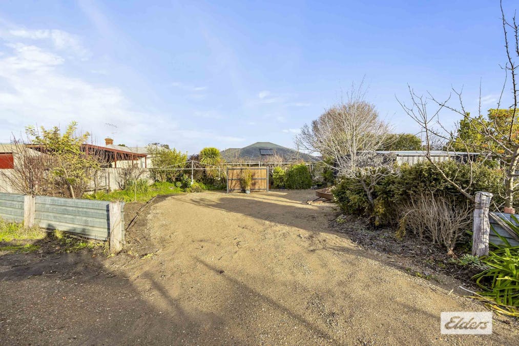 21 Dawson Street, Ararat, VIC, 3377 - Image 23