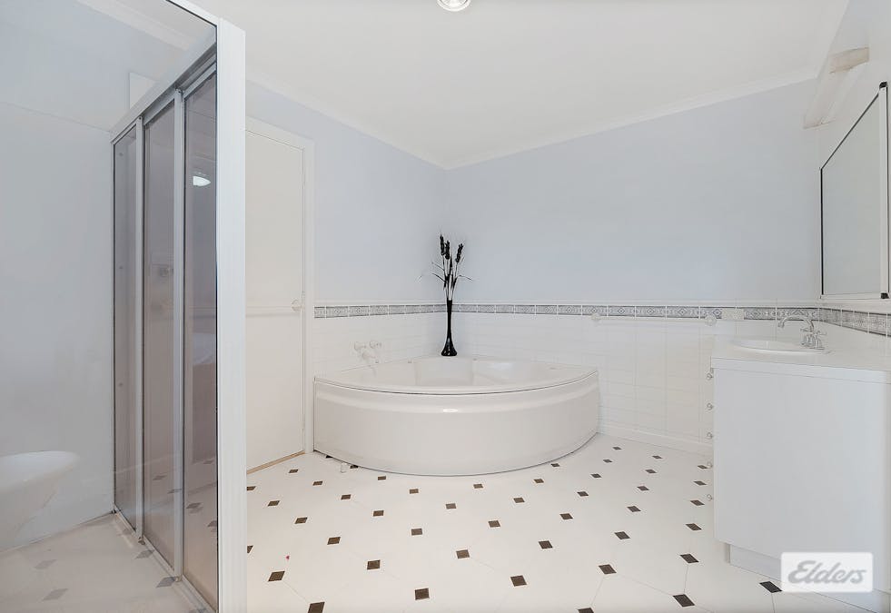 1 Ararat Road, Stawell, VIC, 3380 - Image 8