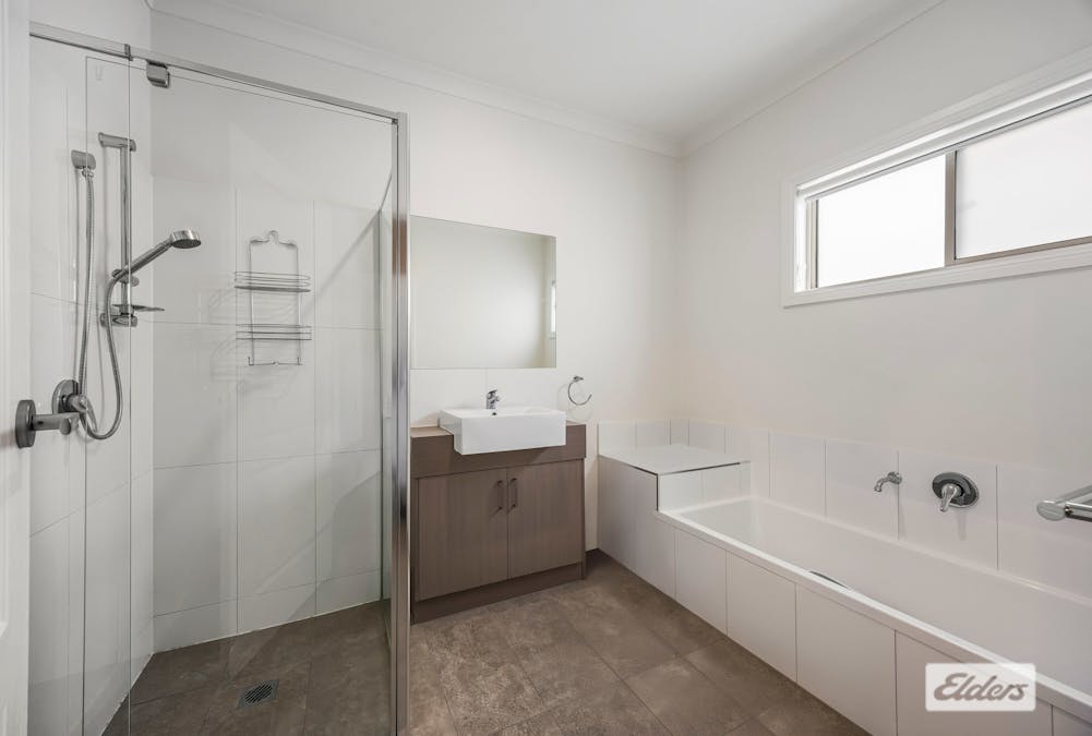 49 Baird Street, Ararat, VIC, 3377 - Image 16