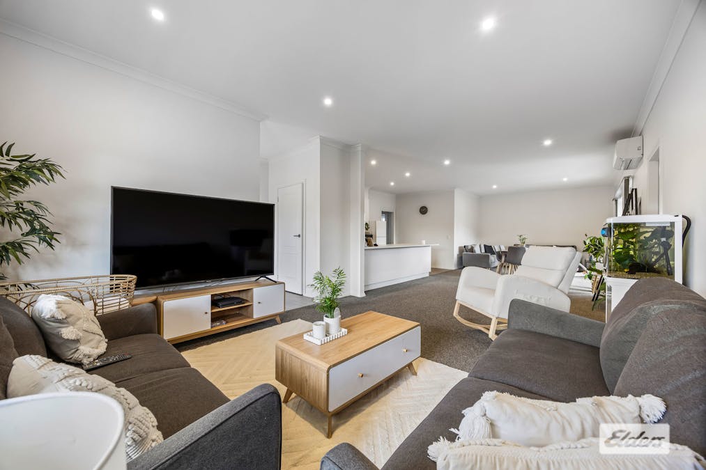 49 Baird Street, Ararat, VIC, 3377 - Image 9