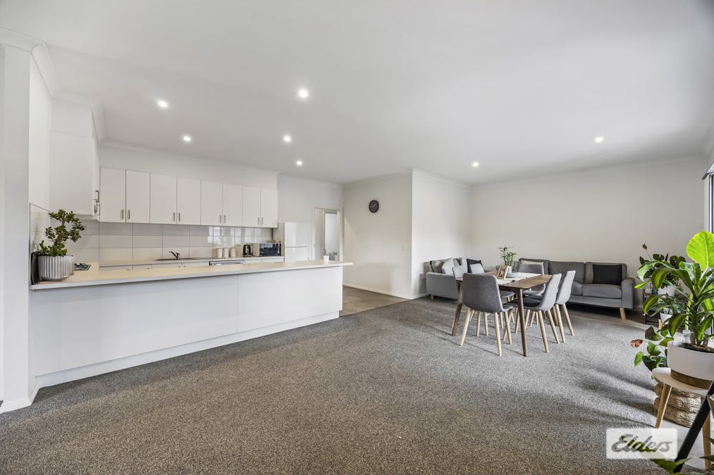 49 Baird Street, Ararat, VIC, 3377 - Image 7