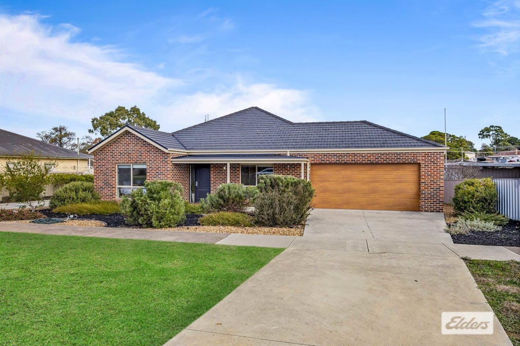 49 Baird Street, Ararat, VIC, 3377 - Image 4