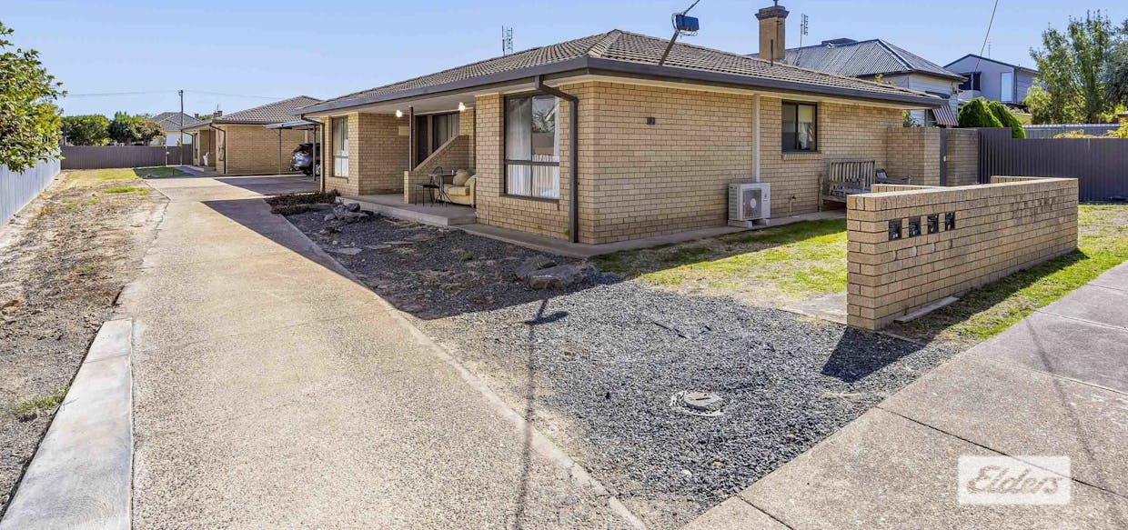 21 Houston Street, Stawell, VIC, 3380 - Image 1