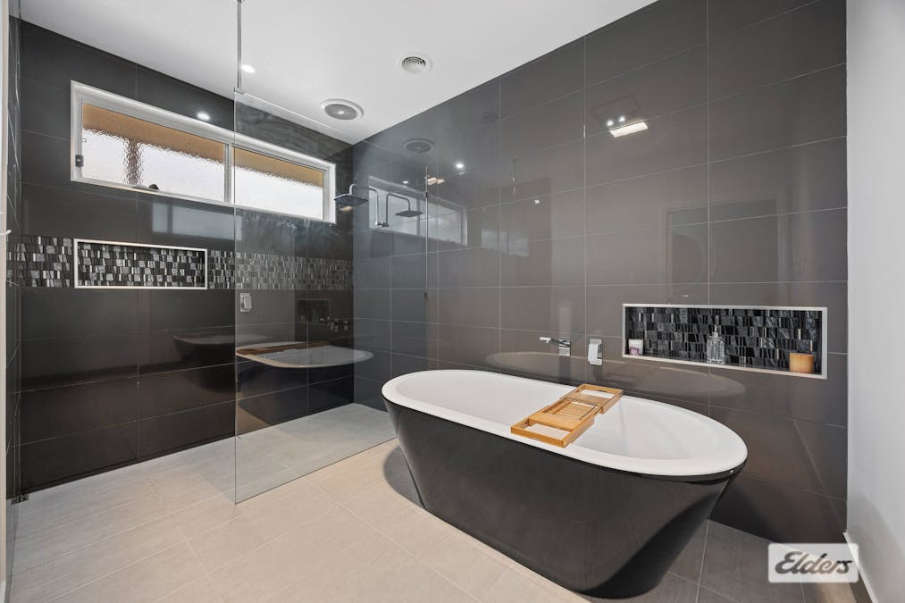 12 Gertrude Street, Stawell, VIC, 3380 - Image 18
