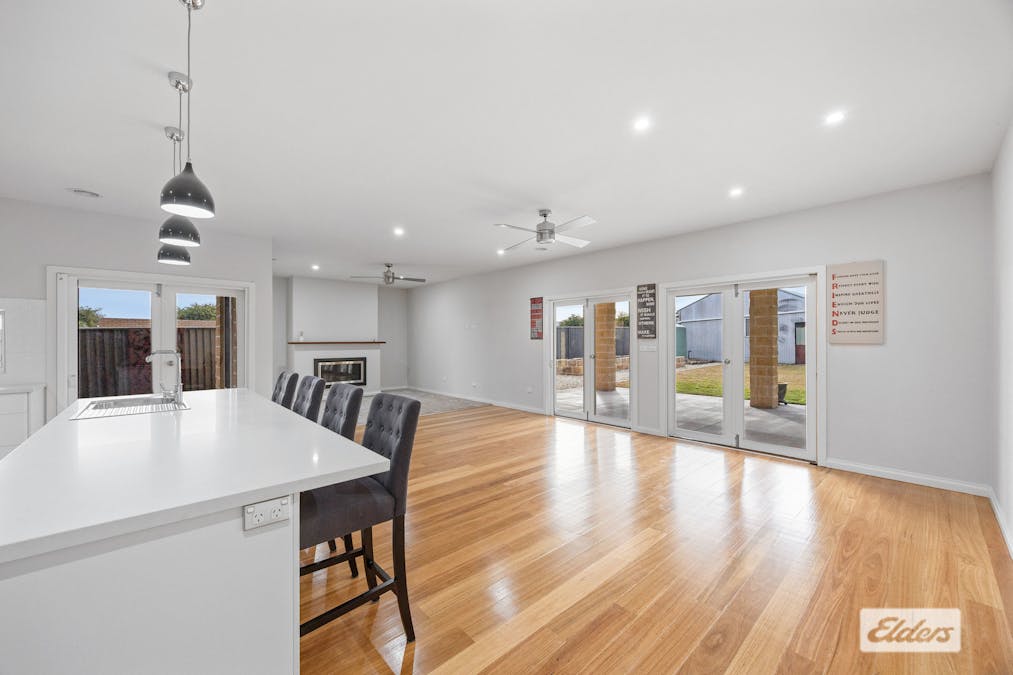 12 Gertrude Street, Stawell, VIC, 3380 - Image 10